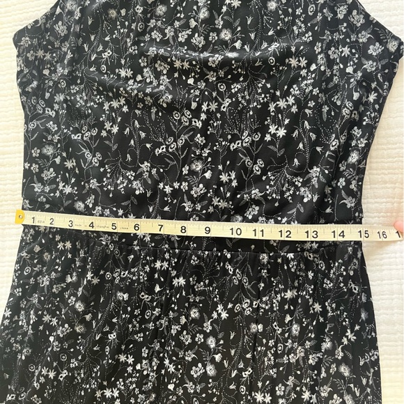 Floral Maxi Dress - Picture 5 of 7